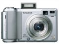 ʿ FinePix E550